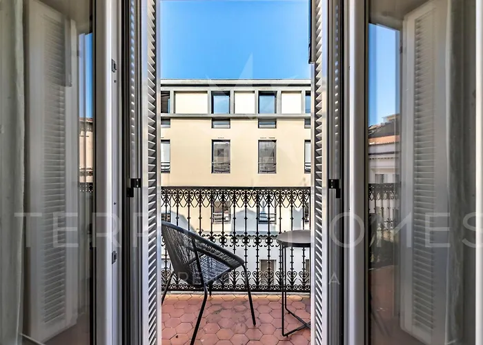 Daire Paula By Terry's Homes 150m - Palais *